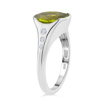 D'joy Nat&uuml;rlicher Peridot, Moissanit Ring 925 Silber rhodiniert (Gr&ouml;&szlig;e 16.00) ca. 3.63 ct