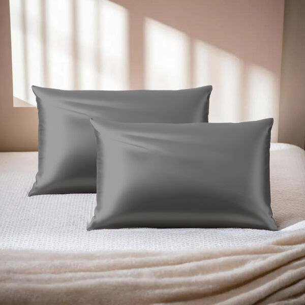 SERENITY NIGHT: Premium-Kollektion, 2er-Set - Kissenbez&uuml;ge aus 100% Maulbeerseide, Schwarz&nbsp; image number 0