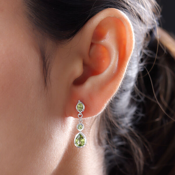 Natürliche Peridot-Ohrringe, 925 Silber platiniert ca. 1,94 ct image number 3