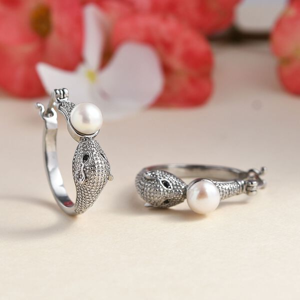 Süßwasserperle und schwarze Spinell-Ohrringe image number 2