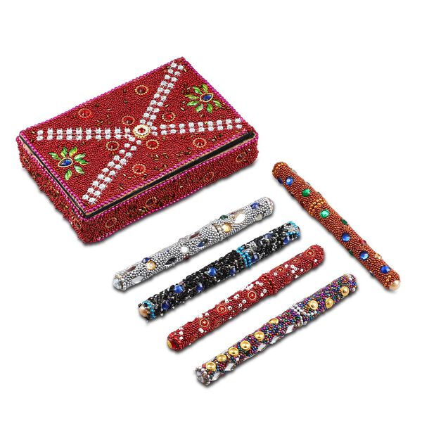Perlen-Box mit 5 Kugelschreibern (12cm) Geschenkset, 8,5x13,5x3 cm, Rot