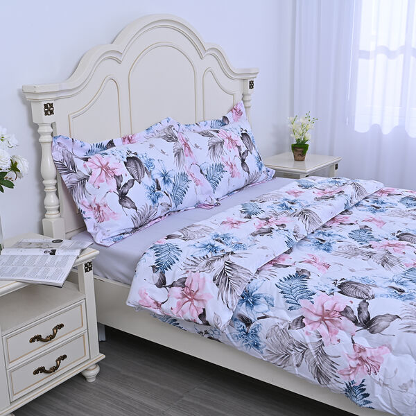 SERENITY NIGHT: 3er-Set - Bettdecke und 2 Kissenbez&uuml;ge, Blau-Rosa-Wei&szlig; image number 3