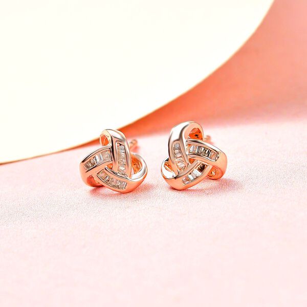 Liebesknoten wei&szlig;e Diamant-Ohrstecker - 0,15 ct. image number 9