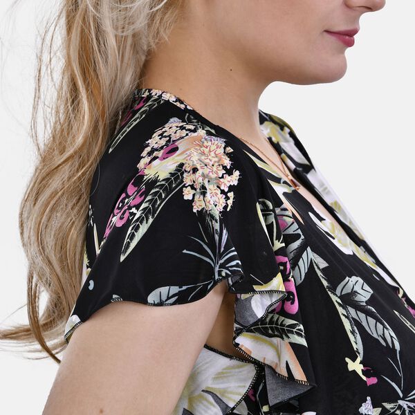 Jumpsuit mit gesmokter Taille und Flatterärmel, schwarz, Blumenmuster image number 10