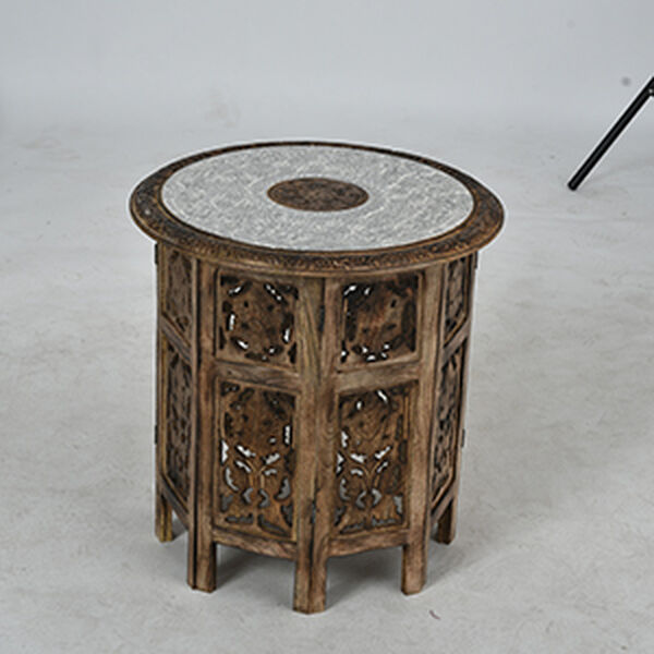 NAKKASHI handgeschnitzter klappbarer Tisch aus Mangoholz mit handgepr&auml;gter Aluminiumplatte, 53x53x53 cm, natur