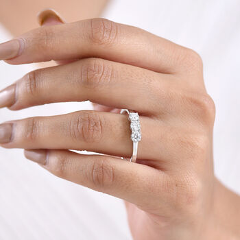 Moissanit Ring, 925 Silber platiniert - 0,71 ct.