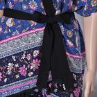 Kurzärmeliger Kimono mit Blumendruck, schwarzem Gürtel, mehrfarbig image number 4