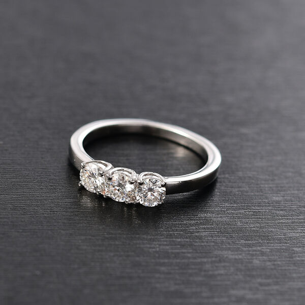 Moissanit Ring, 925 Silber platiniert - 0,68 ct. image number 1