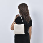 Crossbody Tasche aus Kunstleder mit abnehmbarem Riemen, Größe 24x11x22 cm, Weiß image number 2