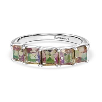 J Francis gefertigt mit SWAROVSKI- Lumin gr&uuml;n Kristall Ring