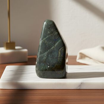 Gem Crystal Kollektion - Labradorit, ca. 2,500 - 3,750 ct.