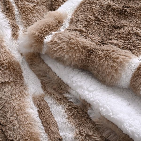 LIVMORE superweiche, doppellagige Kunstfelldecke mit Sherpa-Futter, 500+180 gsm, Braun image number 6