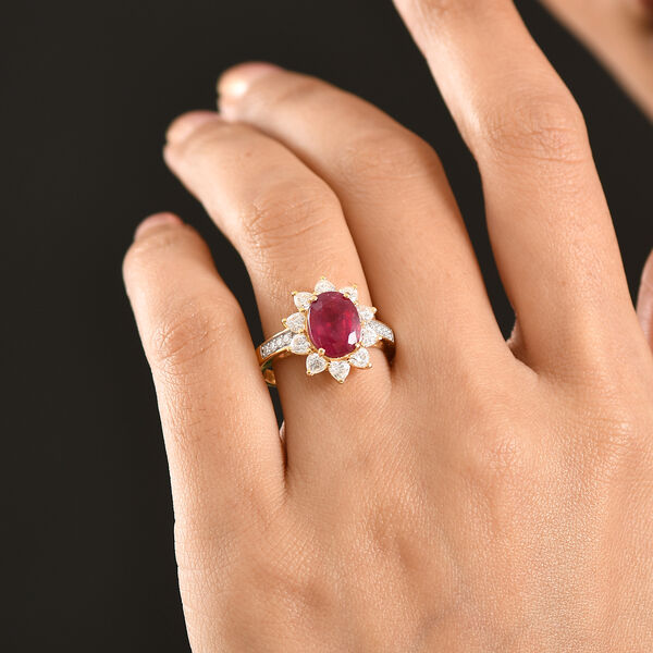 D'Joy - Herzensbl&uuml;te Afrikanischer Rubin (Fissure gef&uuml;llt), Moissanit Ring 925 Silber 750 Gelbgold Vermeil (Gr&ouml;&szlig;e 21.00) ca. 5.16 ct image number 2