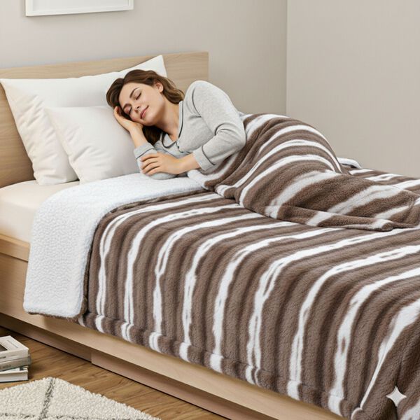 LIVMORE superweiche, doppellagige Kunstfelldecke mit Sherpa-Futter, 500+180 gsm, Braun image number 4