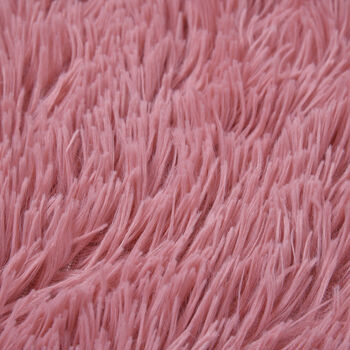 SERENITY NIGHT: 3er-Set - &Uuml;berwurf und 2 Kissenbez&uuml;ge aus Kunstfell, Rosa