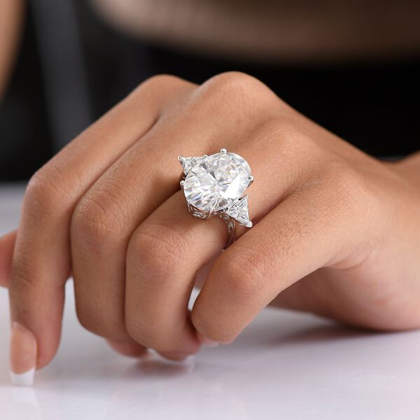 D'Joy Moissanit Ring - 13,79 ct. image number 3