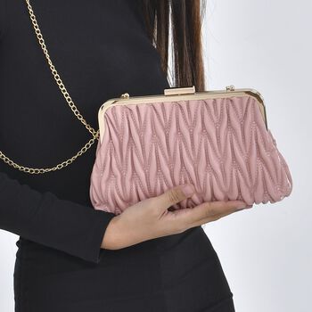 Clutch mit Metallschulterriemen in Stepp-Optik, Nude