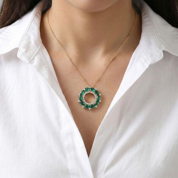 D'Joy Smaragd Triplett Quarz und Zirkon Anh&auml;nger mit 50cm Kette - 6,53 ct. image number 2