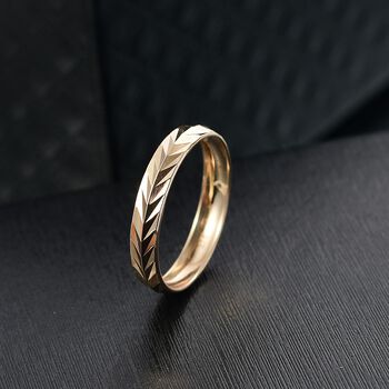 Diamantschliff-Muster Bandring in 375 Gold