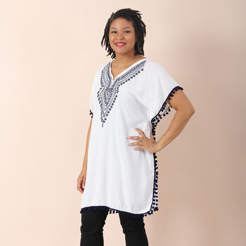 JOVIE bestickter Kaftan mit Quasten, Wei&szlig; mit schwarzer Stickerei