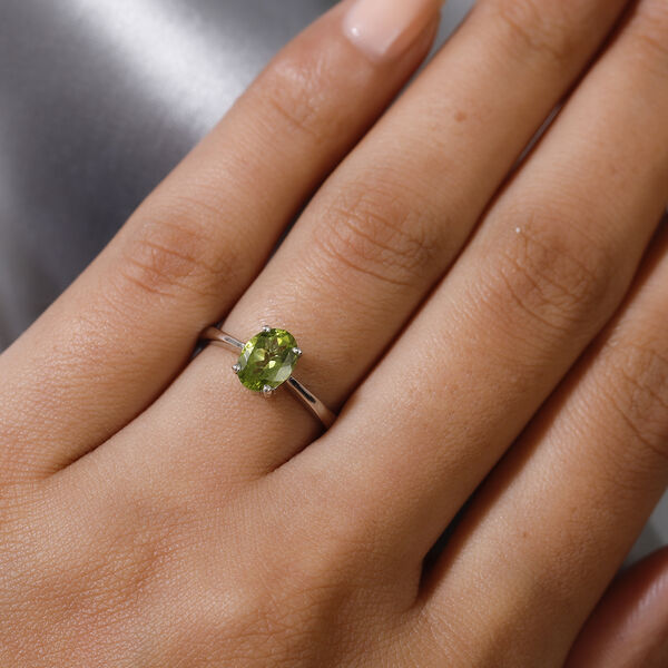 Nat&uuml;rlicher Peridot Solit&auml;r Ring 925 Silber platiniert  ca. 1,26 ct image number 3
