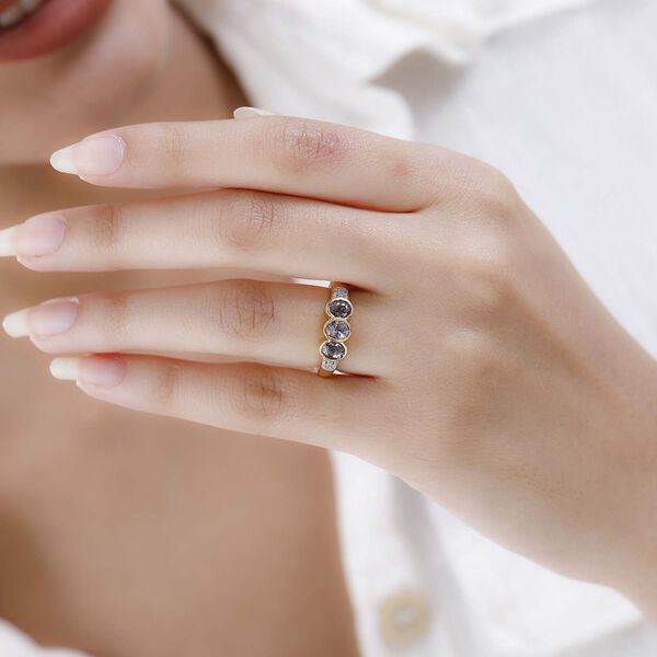 AA Natürlicher Tansanischer Lavendel-Spinell, Weißer Zirkon Ring, 925 Silber Gelbgold Vermeil, (Größe 18.00) ca. 1.38 ct image number 3