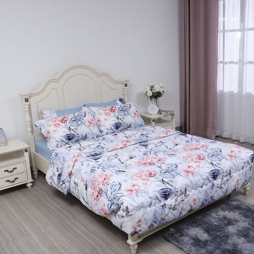 SERENITY NIGHT: 3er-Set - Bettdecke und 2 Kissenbezüge, Blumenmuster, Blau und Rosa  image number 0