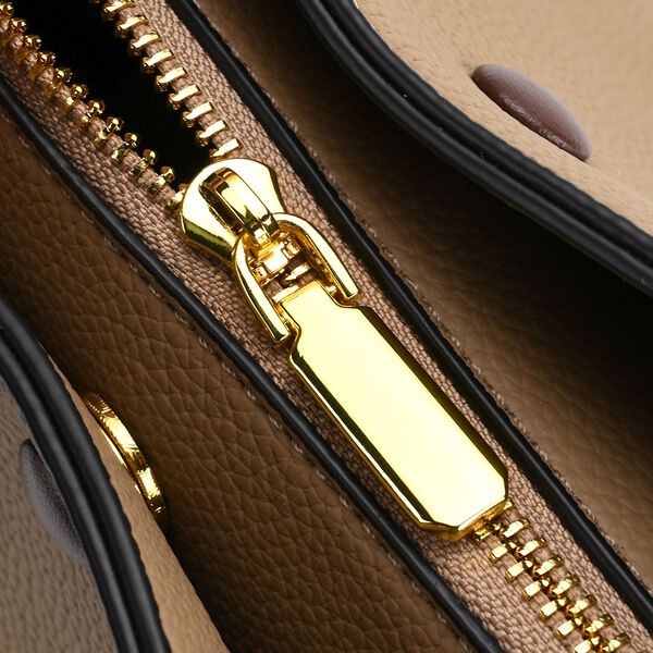 Vielseitige Umh&auml;ngetasche aus echtem Leder mit abnehmbarem Schulterriemen, 30x14x24 cm, Khaki image number 8