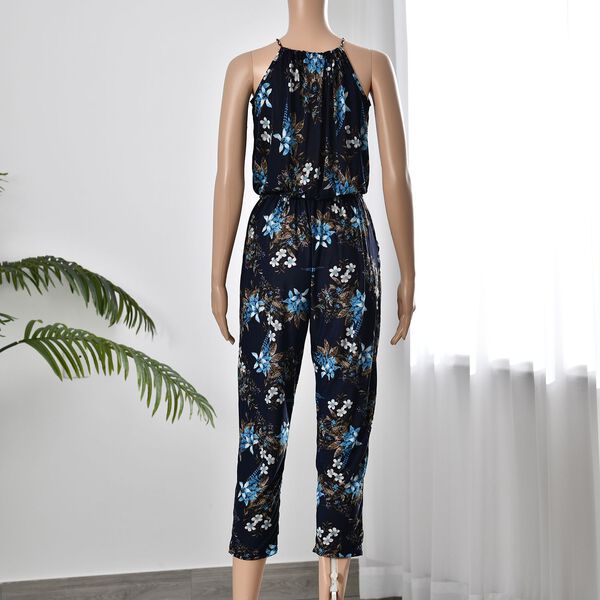 Tr&auml;ger-Jumpsuit mit gesmokter Taille, Blau image number 2