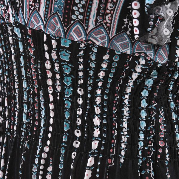 Maxikleid mit gesmokter Taille und Flatter&auml;rmeln, One Size, Schwarz image number 6