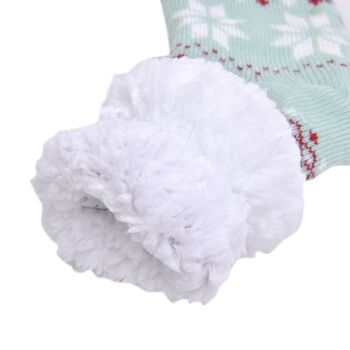 2er-Set W&auml;rmflasche mit Strickbezug, 2000ml und 1 Paar rutschfeste Haus Socken mit Sherpa Futter, Einheitsgr&ouml;&szlig;e 18x32 cm