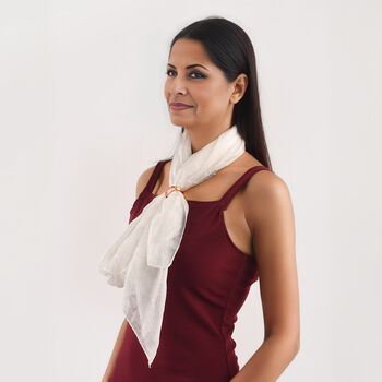 The 5th Season - 100% Satin-Seidenschal mit ros&eacute;goldenem Schalring, 50x170cm, ros&eacute;gold