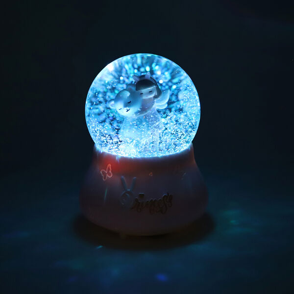 Schneekugel Musik und Licht, 15x10 cm, M&auml;dchen und B&auml;r, Rosa und Wei&szlig; image number 2