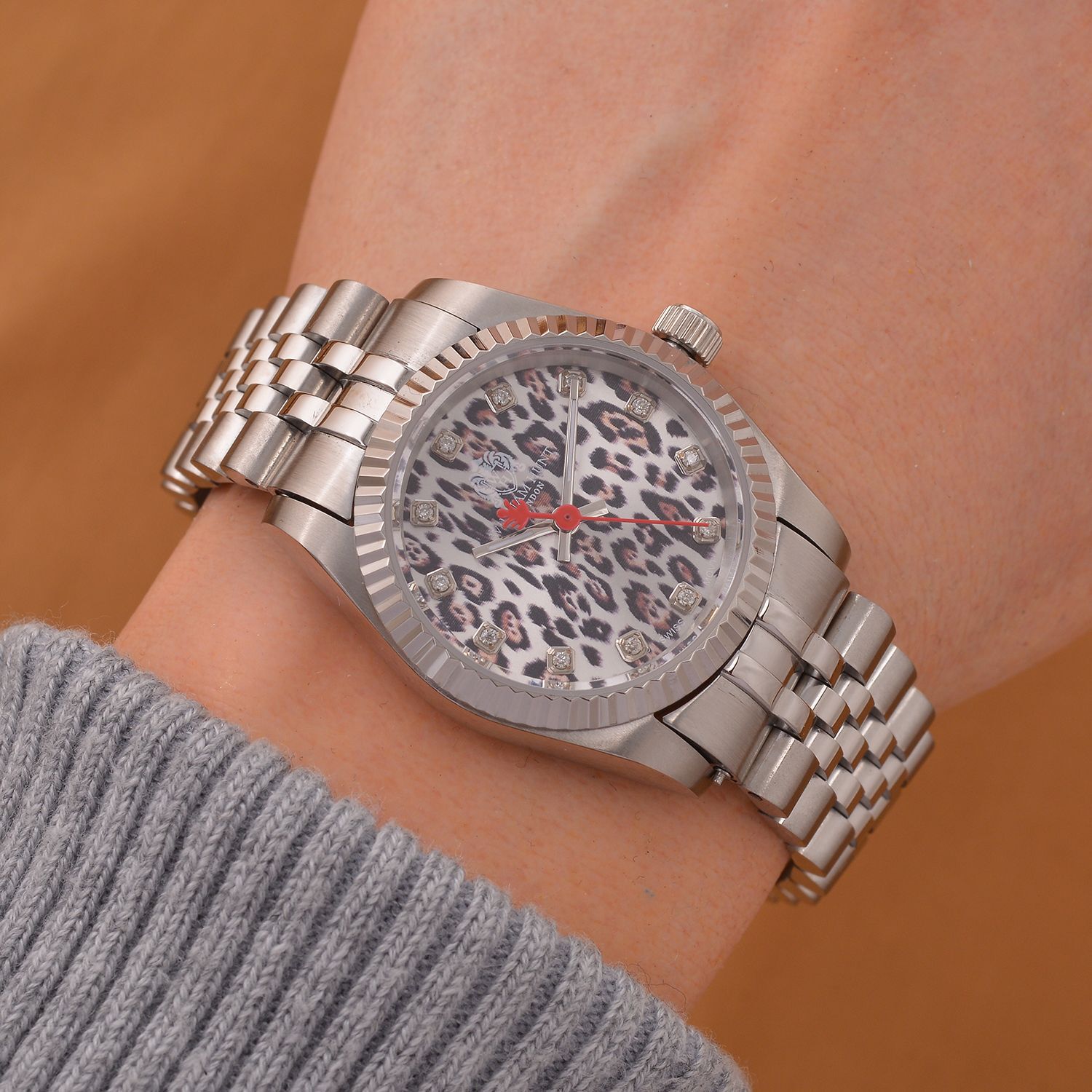 Swiss movt watch on sale