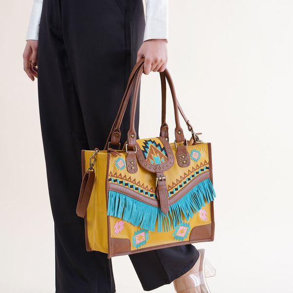 Handgefertigte Umh&auml;ngetasche aus Echtleder mit Stickerei, Fransen und geometrischem Muster, Magnetverschluss, 28x24x18cm, Gelb-Braun image number 3