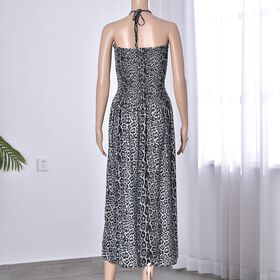 Langes Neckholder-Kleid, schwarz und weiß