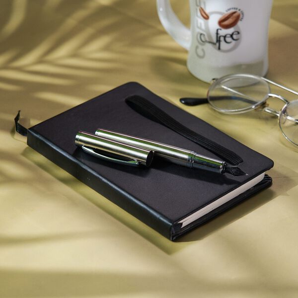 Klassisches Hardcover-Tagebuch & Füllfederhalter-Geschenkset, 15x1.5x11cm image number 2