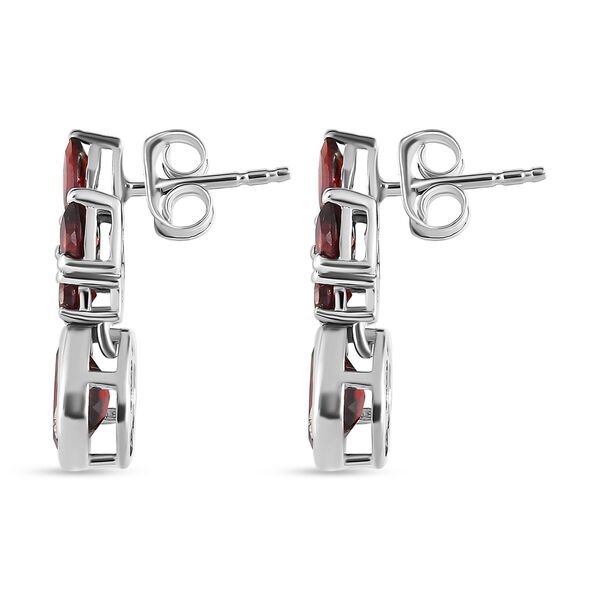 Floral Drop Mosambik Granat-Ohrringe image number 4