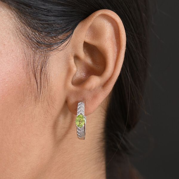 Peridot, Weißer Zirkon Ohrringe Nickelfreies Messing ca. 1,76 ct. image number 2