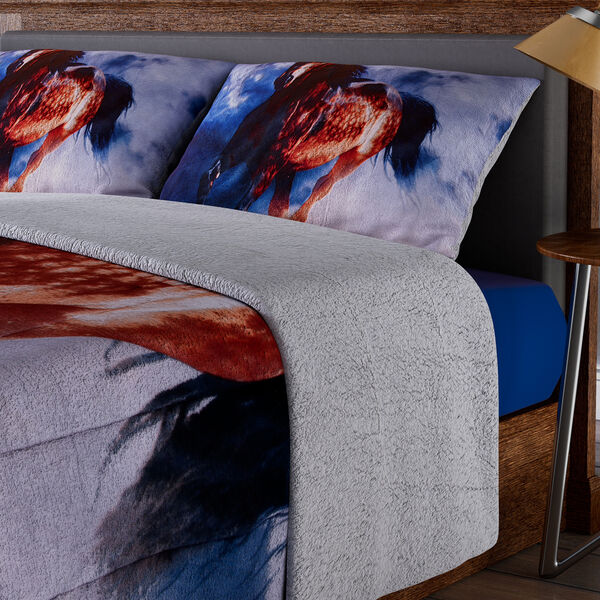 SERENITY NIGHT: 3er-Set - kuschelige Steppdecke und 2 Kissenbez&uuml;ge,  Pferdmuster&nbsp; image number 2