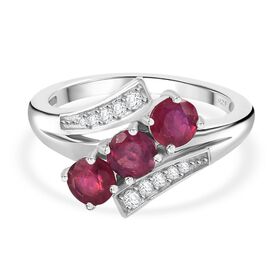 Afrikanischer Rubin (Fissure gefüllt), Weißer Zirkon Ring 925 Silber rhodiniert (Größe 21.00) ca. 1,91 ct
