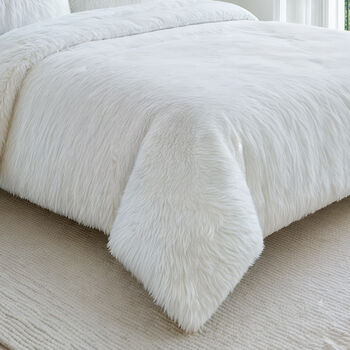 SERENITY NIGHT 3er-Set - &Uuml;berwurf und 2 Kissenbez&uuml;ge aus Kunstfell, wei&szlig;