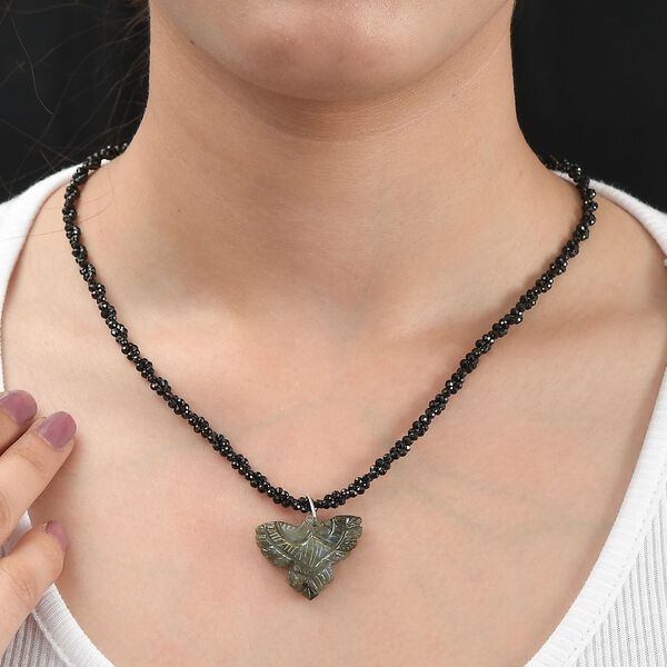 Labradorit und schwarze Spinell-Adler-Halskette, 50 cm - 115 ct. image number 4