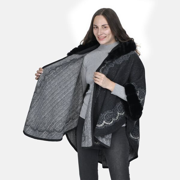 TAMSY - Designer Kunstfell Ruana, Schwarz image number 6