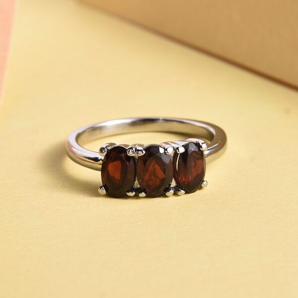 Roter Granat Ring, Edelstahl (Gr&ouml;&szlig;e 16.00) ca. 1,60 ct image number 2