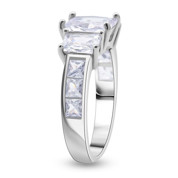 LUSTRO STELLA weißer Zirkonia Ring im Half-Eternity-Design image number 4