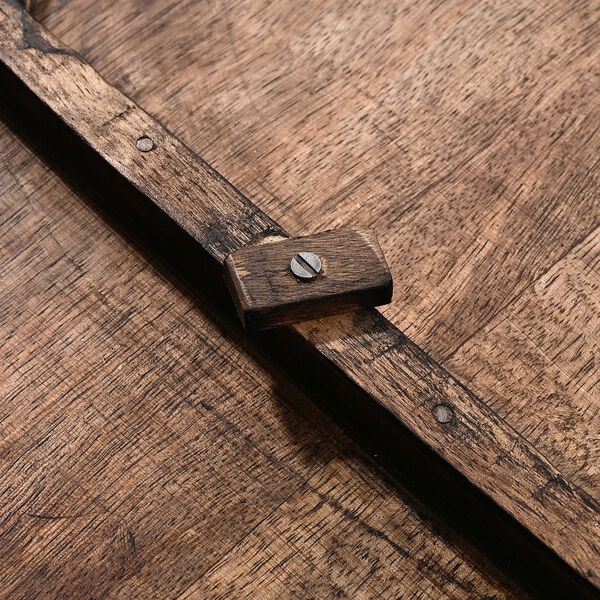 NAKKASHI Handgeschnitzter Couchtisch aus Mangoholz, 68x68x51cm, Braun image number 11