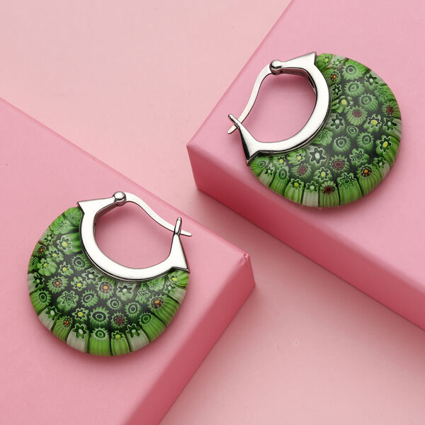 Gr&uuml;ne Mondsichel-Ohrringe im Murano-Stil aus Edelstahl image number 2