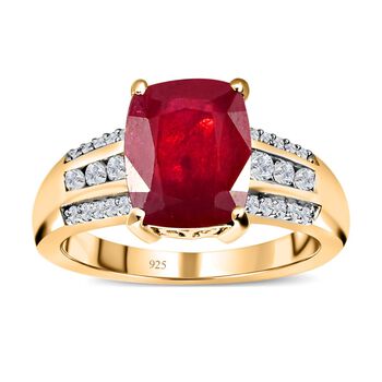 Afrikanischer Rubin (Fissure gef&uuml;llt) und wei&szlig;er Zirkon Ring, 925 Silber vergoldet (Gr&ouml;&szlig;e 20.00) ca. 4.94 ct