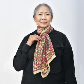 Geschmeidiger Luxuriöser 100% Seiden-Schal, Größe 49 x 160 cm